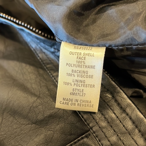 Studio M Black jacket, never worn - Picture 6 of 7